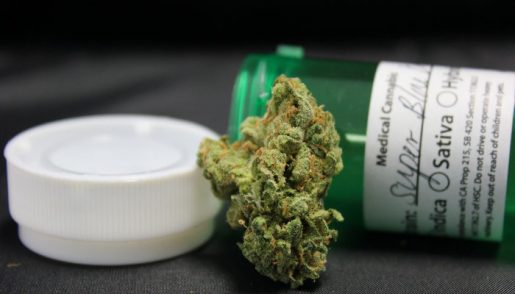 Описание сорта Super Blue