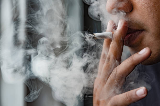 CBD может уменьшить тягу к никотину и помочь курильщикам бросить курить